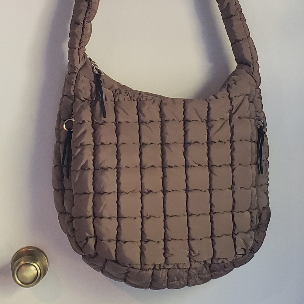 Quilted Crossbody Bag in Brown